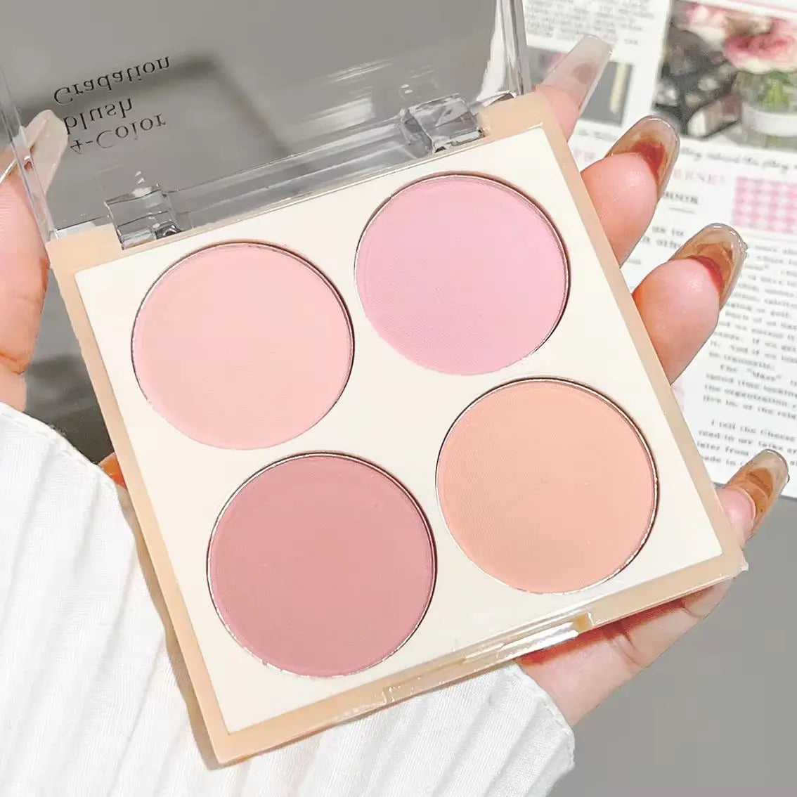 Blush matte de 4 cores, rosa pêssego.